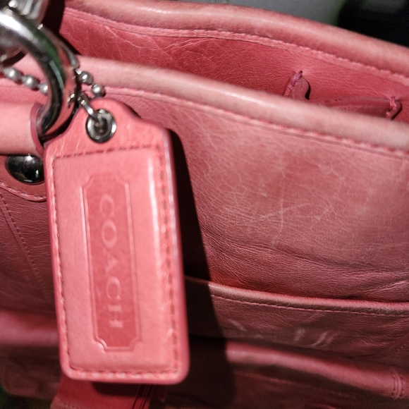 COACH GUC XL POPPY SALMON LEATHER NORTH/SOUTH TOTE BAG - Picture 12 of 14